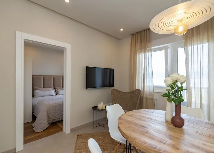 Apartments Uvalic A2
