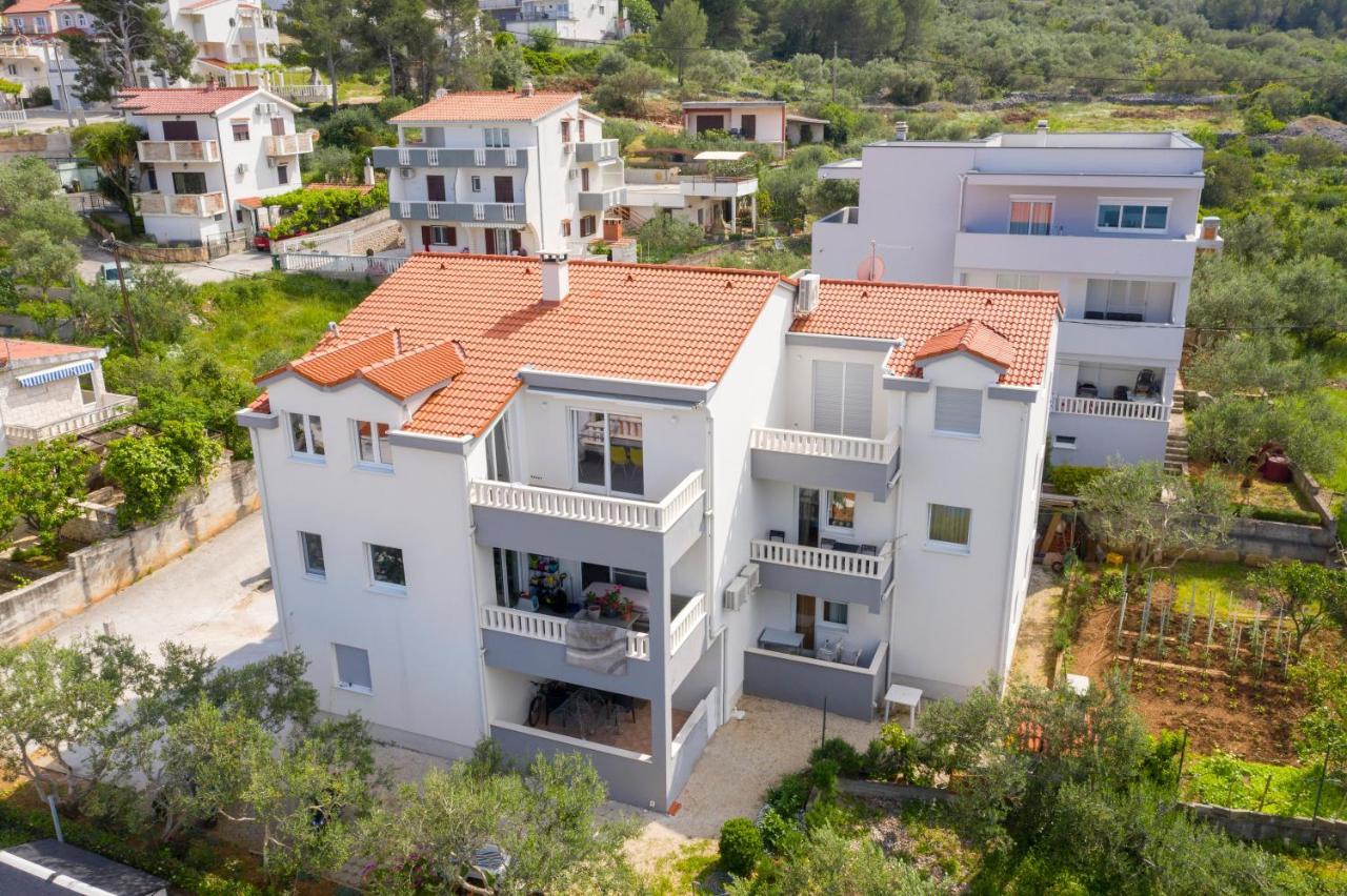 Apartament Uvalic A2 Trogir