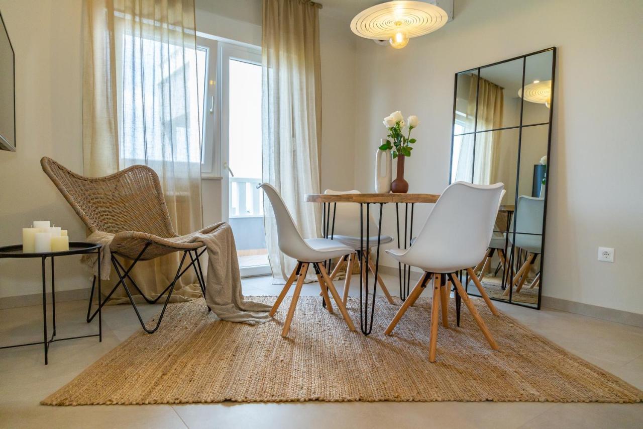 Uvalic A2 Apartament Trogir